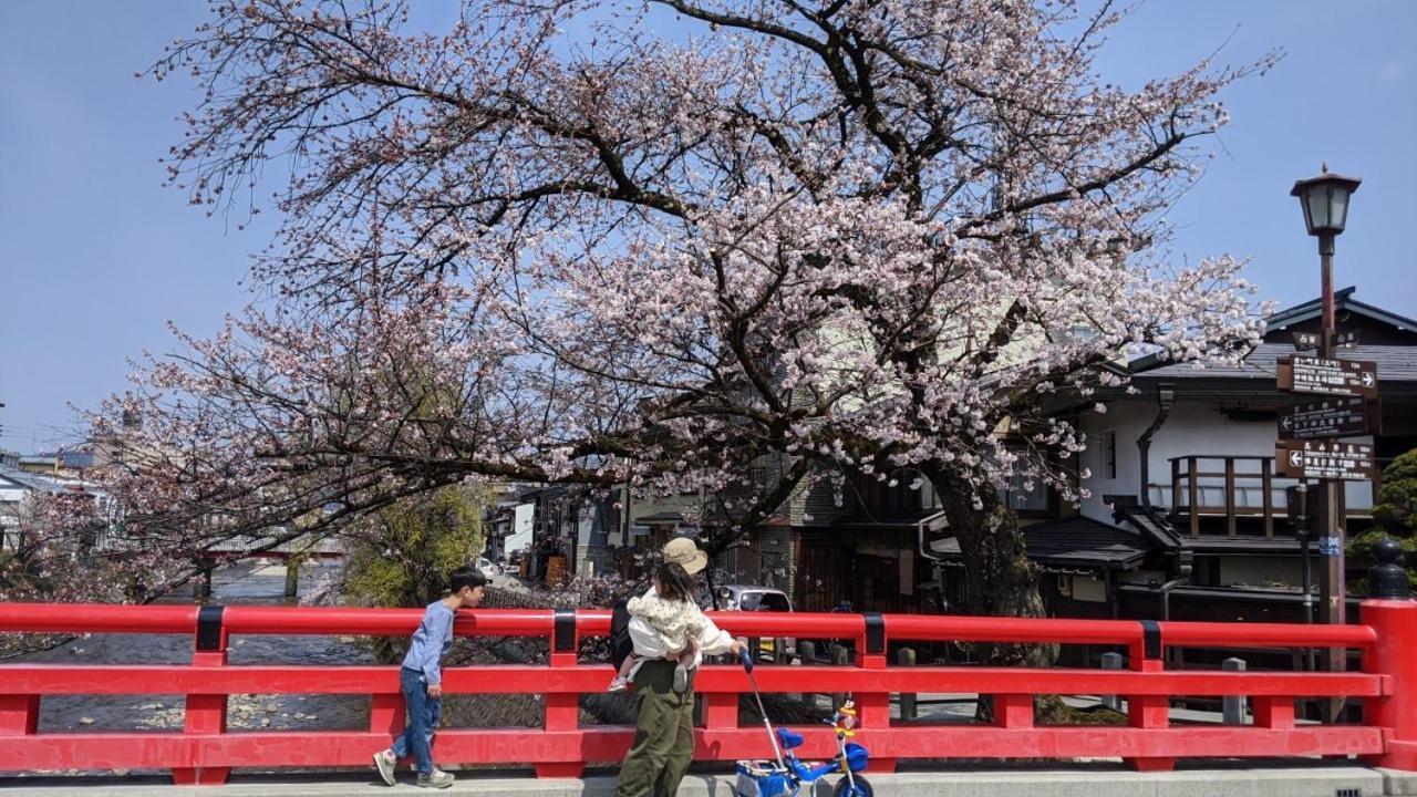 Guesthouse Tomaru Takayama  Eksteriør bilde